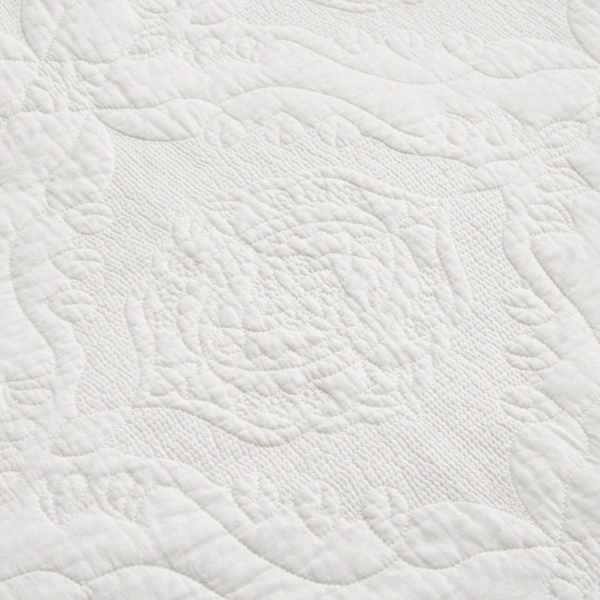 Tache Vanilla Cream Ivory Paisley Damask Stitch Matelassé Cotton Quilt Set (JHW-643)